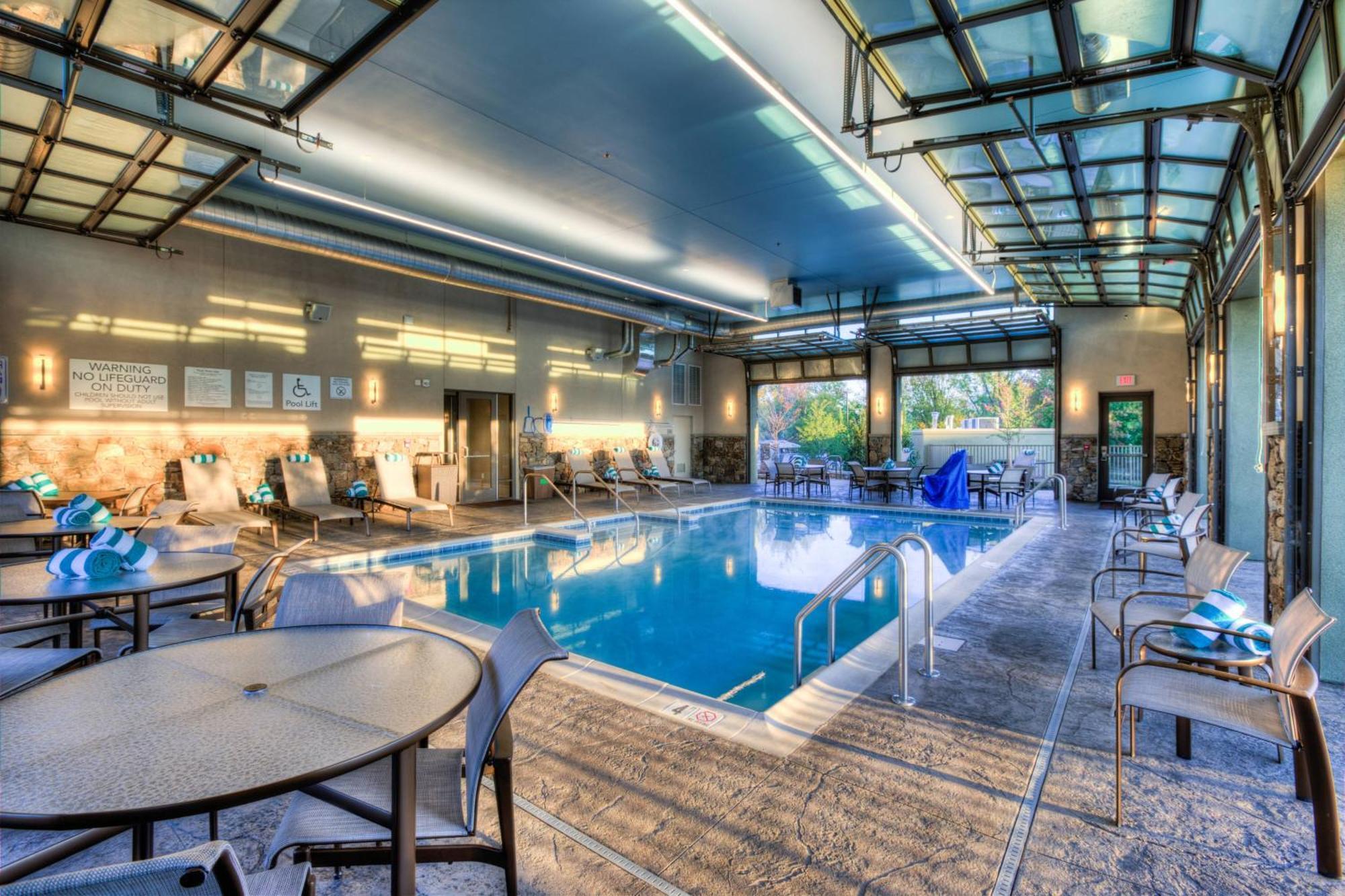 Hotel Courtyard By Marriott Pigeon Forge Extérieur photo